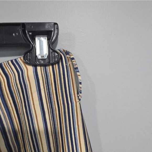 🐢 Tan Trend Wife leg flowy slacks imported from Spain. Size M - Picture 13 of 17